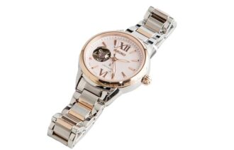 Mechanisch horloge met uitsparing