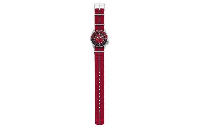 Naruto-serie Limited Crossover mechanisch horloge rood