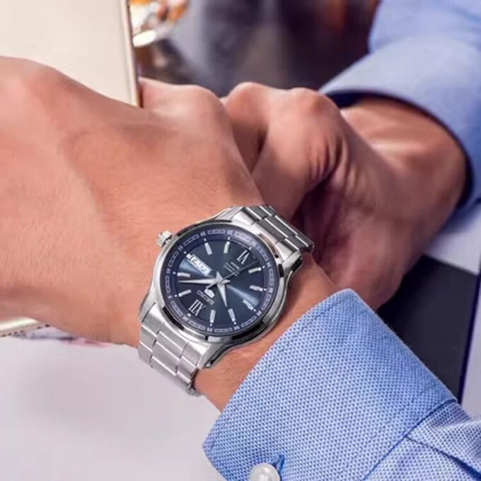 Nr. 5 Mechanisch automatisch horloge, blauw