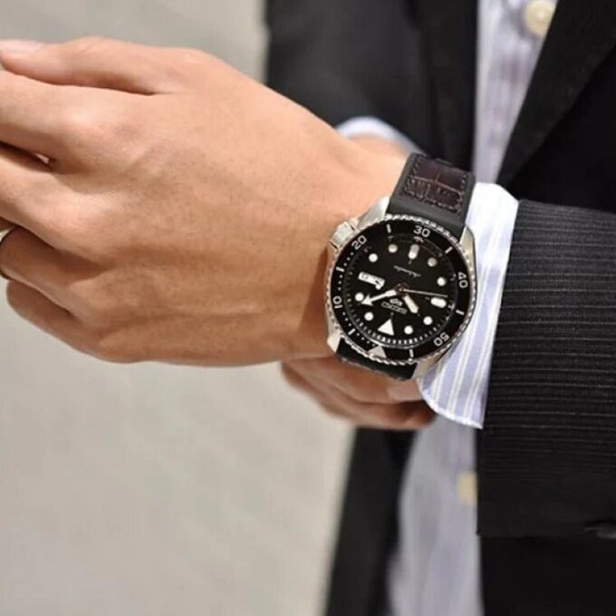 Nr. 5 Mechanisch horloge Classic Zwart